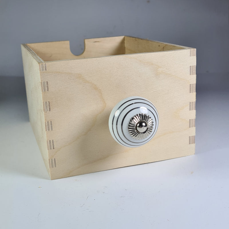 porseleinen knop TWIST wit-zilver