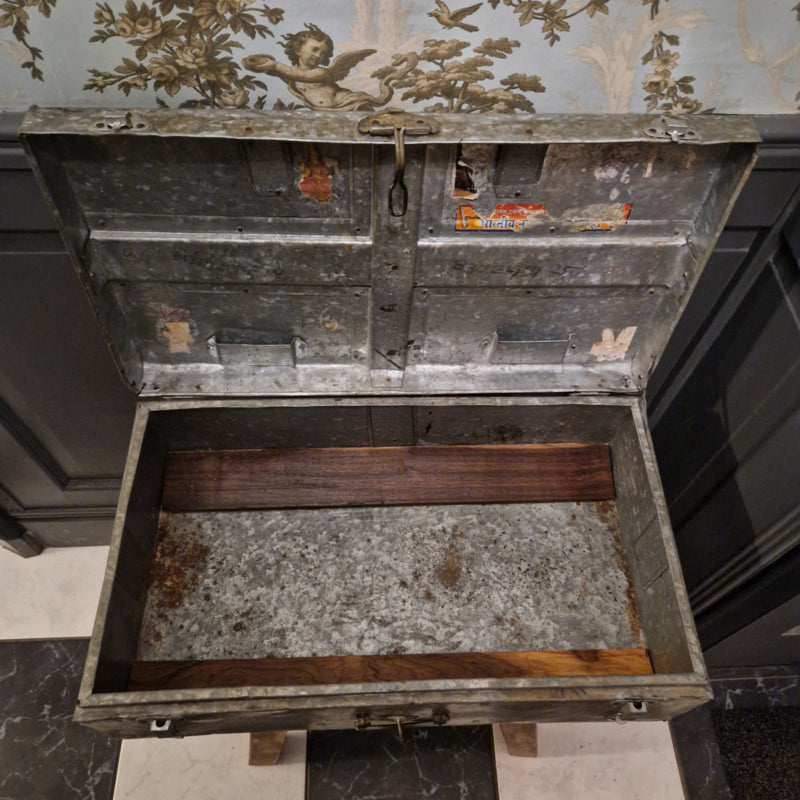 Vintage tafelbijzettafel "koffer"